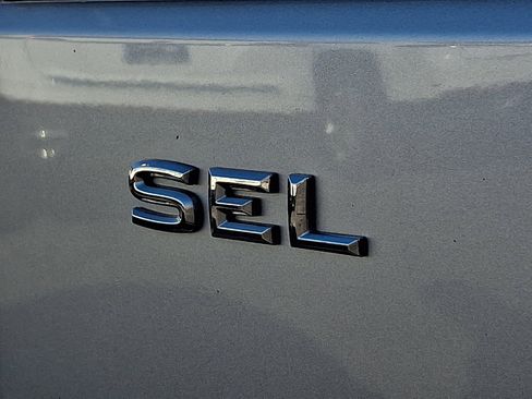 Used 2019 Volkswagen Atlas SEL image 32