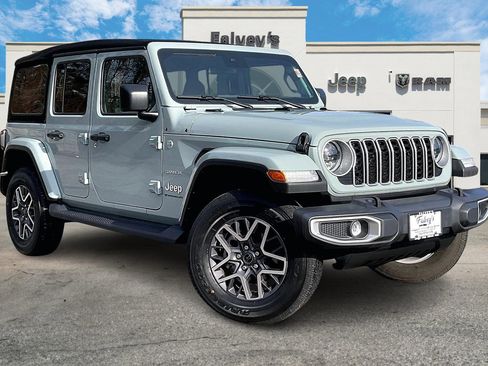 Certified 2024 Jeep Wrangler Sahara image 11