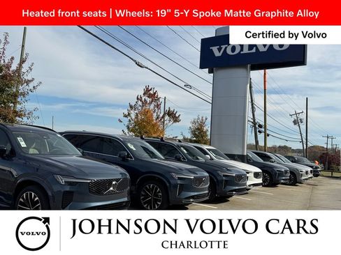 Used 2026 Volvo XC40 B5 Plus AWD/4WD image 11