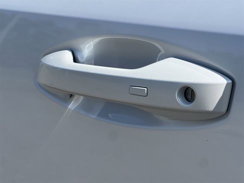 New 2025 Nissan Murano SL image 35