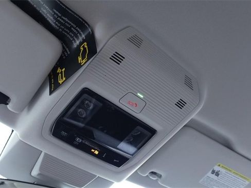 New 2025 Volkswagen Tiguan S image 16