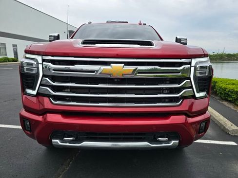 Used 2024 Chevrolet Silverado 2500 High Country w/ Technology Package AWD/4WD image 16