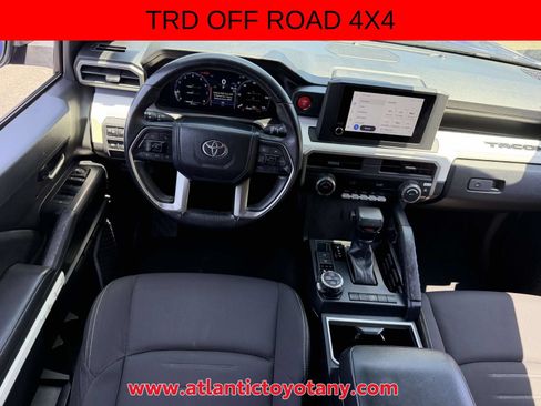 Used 2024 Toyota Tacoma TRD Off-Road AWD/4WD image 11