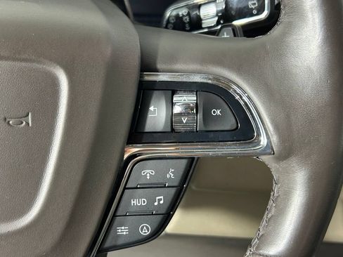 Used 2023 Lincoln Navigator L Reserve AWD/4WD image 31