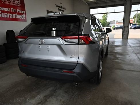 Used 2024 Toyota RAV4 LE AWD/4WD image 6