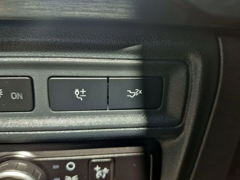 Certified 2023 Ford F150 Lariat image 18