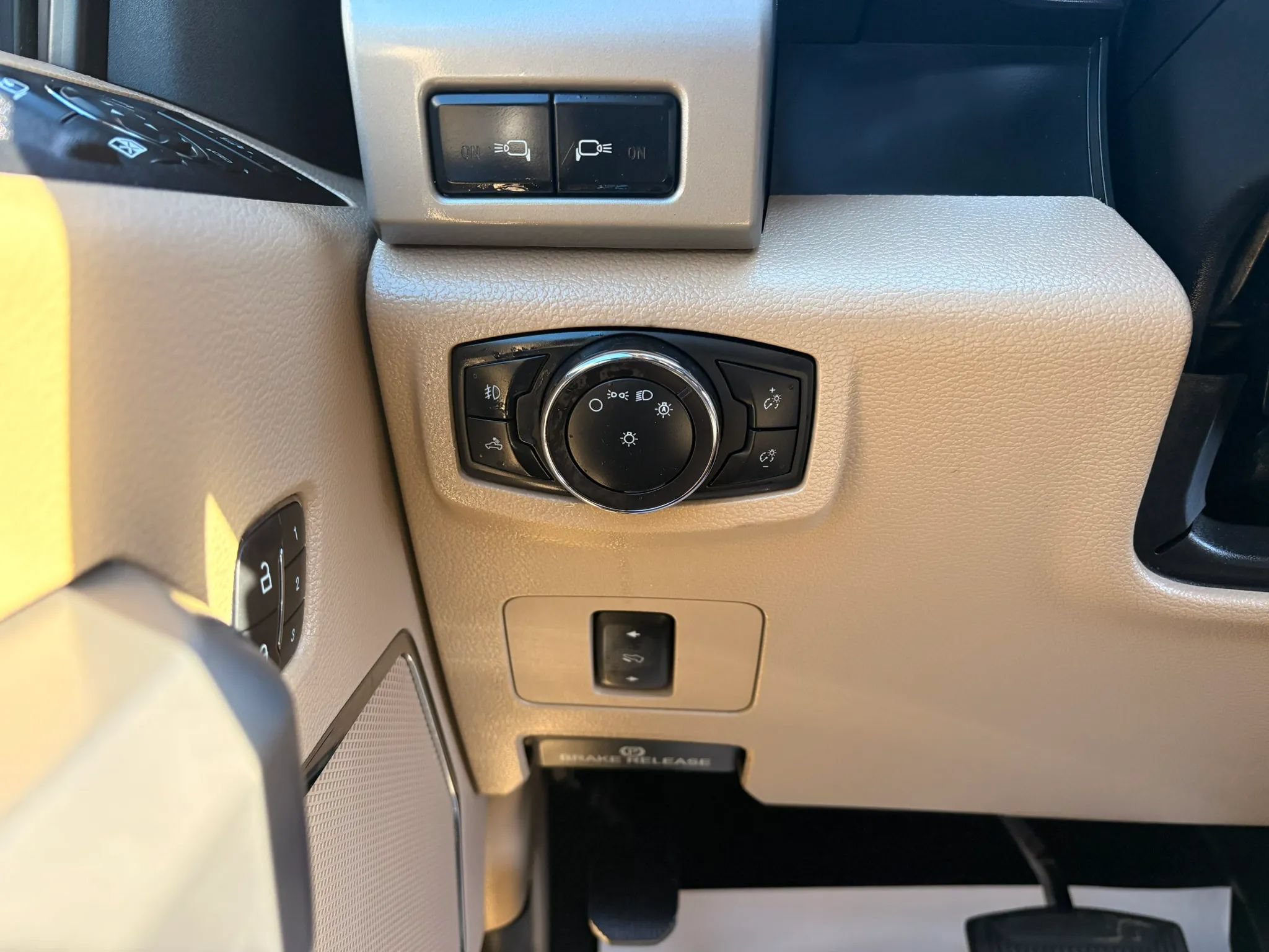 Used 2019 Ford F250 Lariat w/ Tow Technology Bundle AWD/4WD image 32