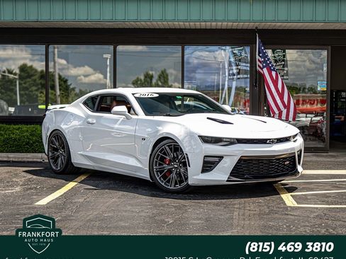 Used 2016 Chevrolet Camaro SS RWD image 1