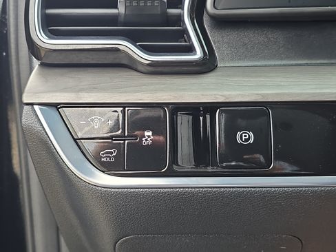 Certified 2023 Kia Sportage X-Line w/ X-Line Premium Package AWD/4WD image 29