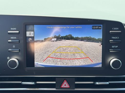 New 2026 Hyundai Elantra SE FWD image 16