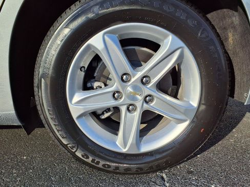 Used 2025 Chevrolet Malibu LS FWD image 29