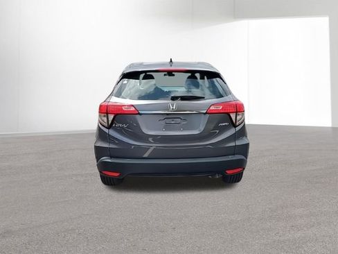 Used 2019 Honda HR-V LX image 8