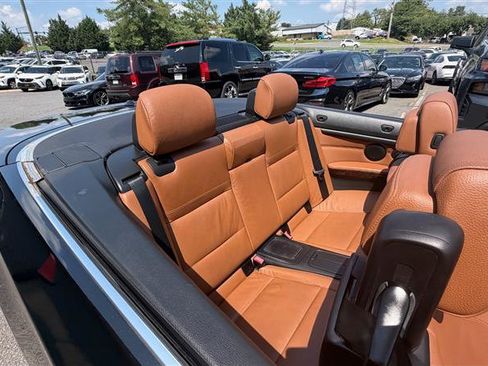 Used 2011 BMW 335i Convertible RWD image 9