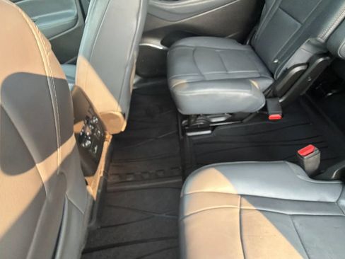 Used 2018 Buick Enclave Premium w/ Trailering Package AWD/4WD image 34