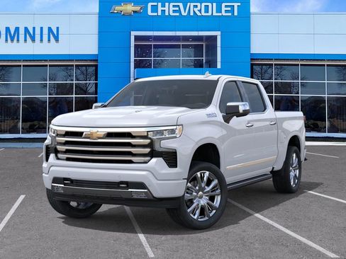 New 2026 Chevrolet Silverado 1500 High Country AWD/4WD image 7