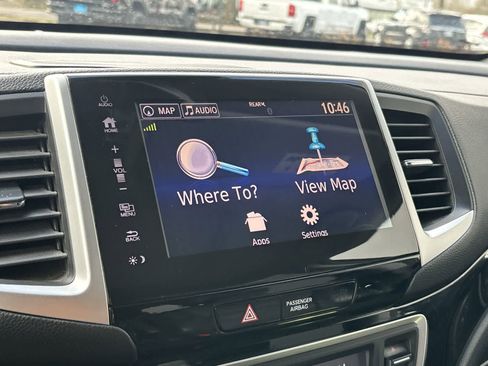 Used 2017 Honda Pilot Elite image 16