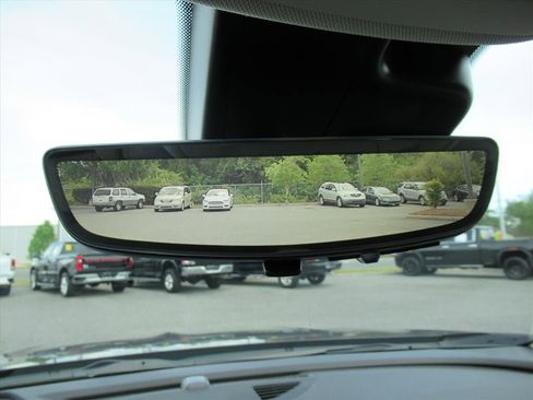 Used 2023 Buick Envision Avenir FWD image 28