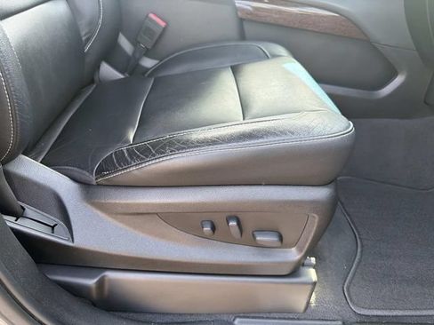 Used 2019 GMC Yukon SLT RWD image 14