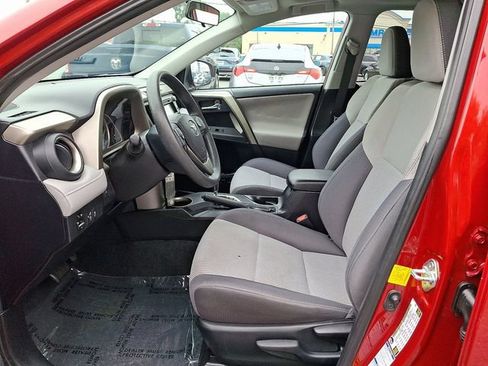 Used 2014 Toyota RAV4 XLE AWD/4WD image 13