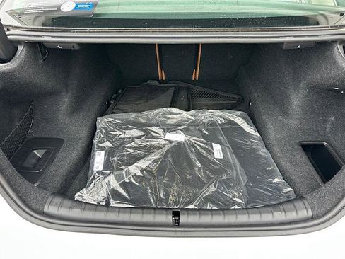 Certified 2022 BMW 530i xDrive w/ Premium Package image 11