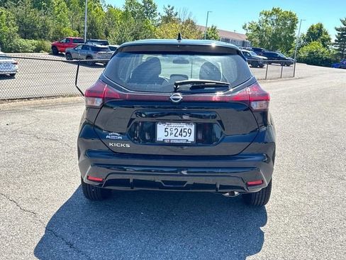 Certified 2025 Nissan Kicks Play S FWD image 6