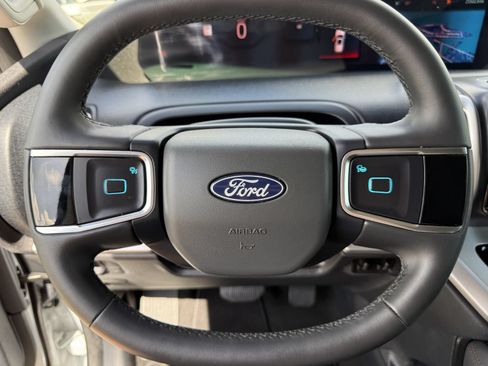 Certified 2025 Ford Expedition Active RWD image 37