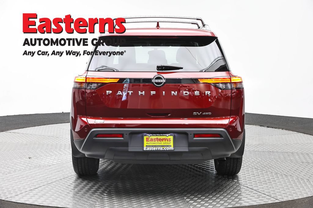 Used 2024 Nissan Pathfinder SV AWD/4WD image 7