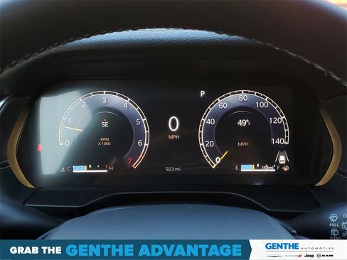 Certified 2024 Jeep Grand Cherokee Limited image 14