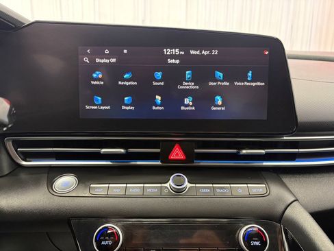 Used 2023 Hyundai Elantra Limited FWD image 31