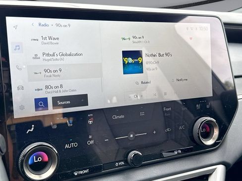 Used 2025 Lexus RX 350 Premium w/ Accessory Package (Z1) FWD image 23