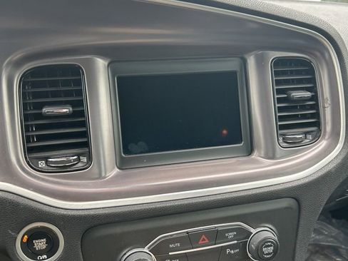 Used 2021 Dodge Charger SXT w/ Blacktop Package image 12