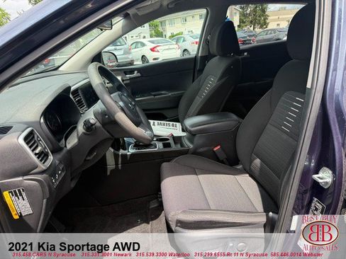 Used 2021 Kia Sportage LX w/ LX AWD Popular Package image 11
