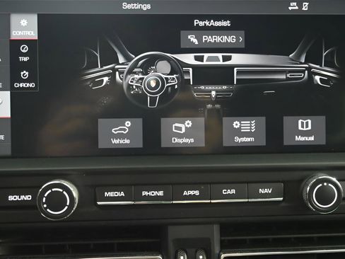 Used 2019 Porsche Macan AWD/4WD image 28