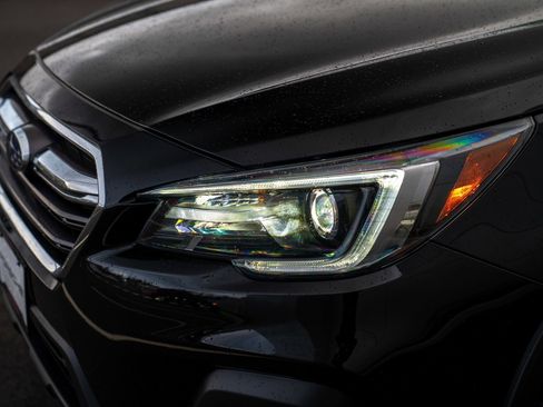 Used 2018 Subaru Outback 2.5i Limited image 28