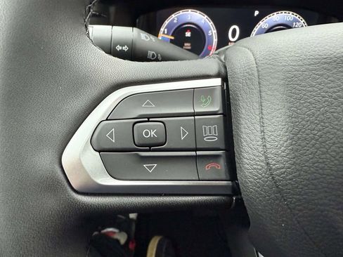 New 2026 Jeep Compass Limited w/ Sun, Sound & Navigation Group AWD/4WD image 25