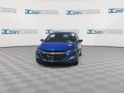 Used 2023 Chevrolet Malibu LS image 4