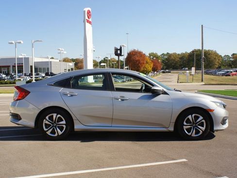 Used 2016 Honda Civic LX image 19