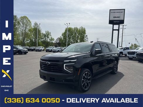 New 2026 Chevrolet Suburban RST w/ RST Capability Package AWD/4WD image 1