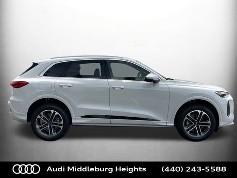 Used 2025 Audi Q5 Premium Plus w/ Premium Plus image 5