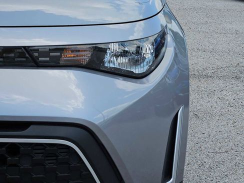 Used 2025 Kia Soul LX FWD image 10