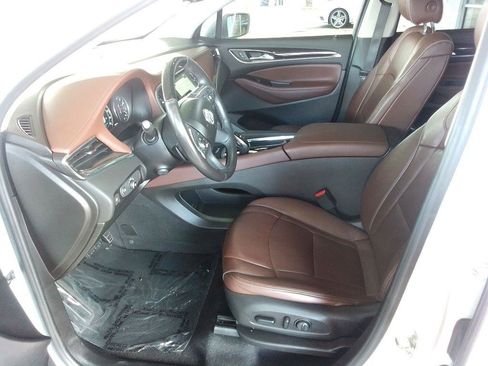 Used 2018 Buick Enclave Avenir w/ Avenir Technology Package AWD/4WD image 15