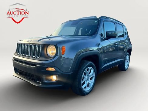 Used 2017 Jeep Renegade Latitude w/ Cold Weather Group AWD/4WD image 1