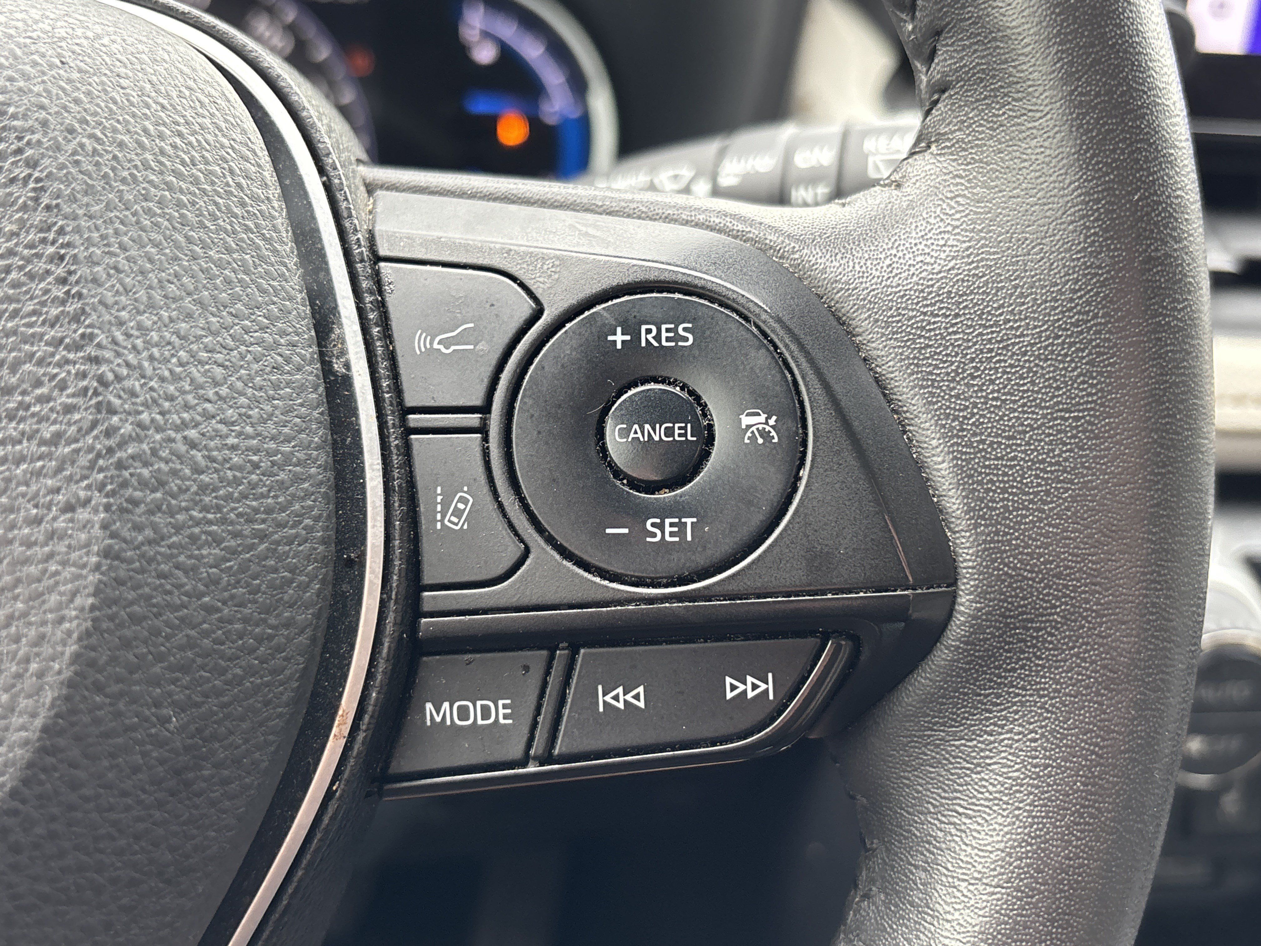 Used 2024 Toyota RAV4 XLE w/ Weather Package AWD/4WD image 18