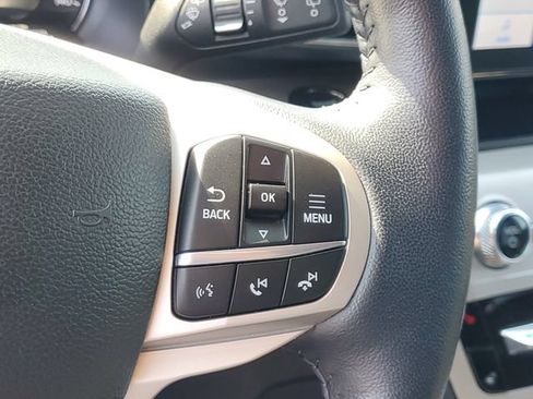 Certified 2023 Ford Explorer XLT w/ Equipment Group 202A AWD/4WD image 18