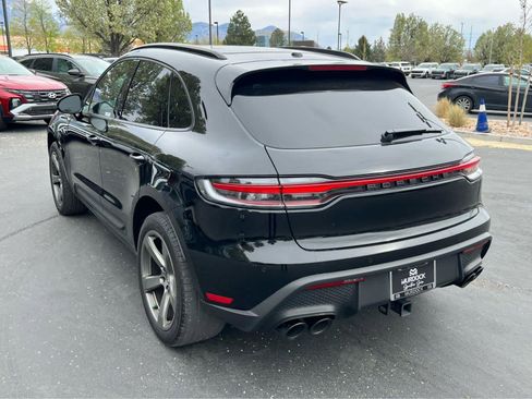 Used 2024 Porsche Macan AWD/4WD image 10