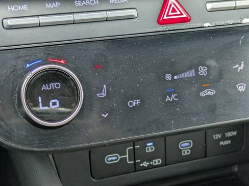 Used 2024 Hyundai Sonata SEL FWD image 21