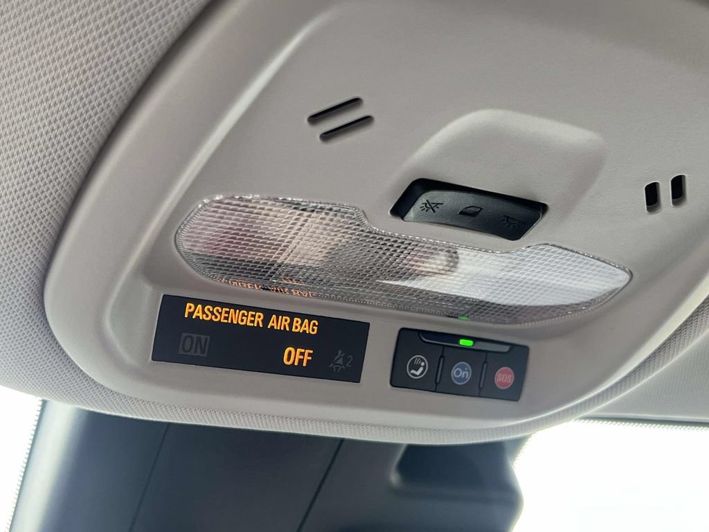 Used 2025 Chevrolet Trax LS w/ LS Convenience Package FWD image 23