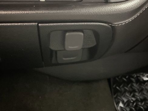 Used 2016 GMC Sierra 1500 SLE image 21