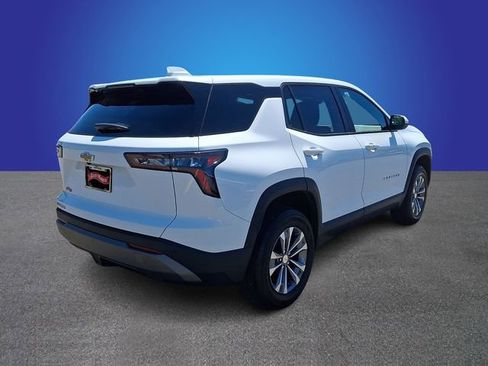Used 2026 Chevrolet Equinox LT FWD image 5