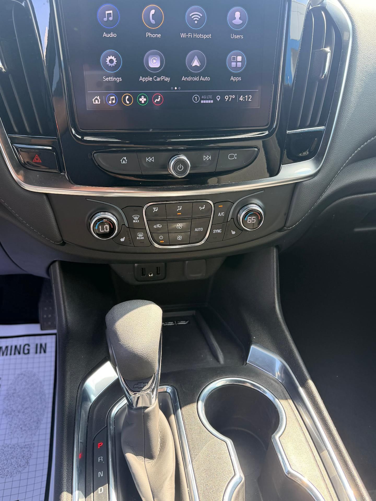 Used 2023 Chevrolet Traverse LT FWD image 17